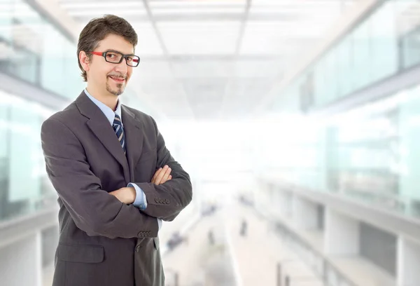 Joven Hombre Negocios Retrato Oficina — Foto de Stock