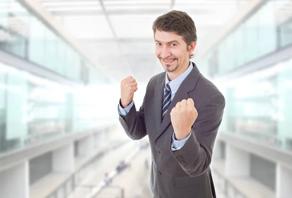 Gelukkig Zakenman Winnen Bij Het Kantoor — Stockfoto