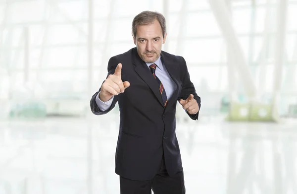 Mature Business Man Pointing Office — Stock Photo, Image