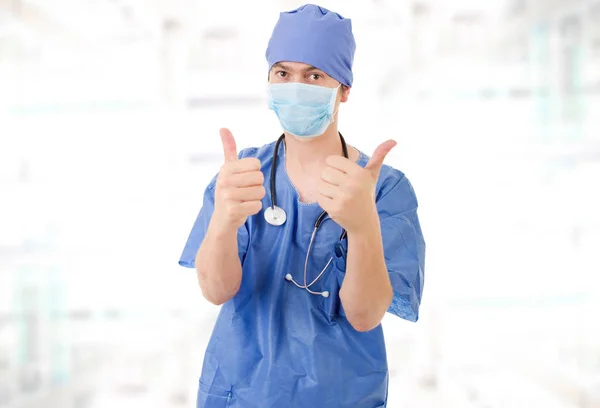 Médico Feliz Mostrando Polegares Para Cima Hospital — Fotografia de Stock