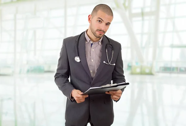 Male Doctor Thinking His Notes Hospital — Stock Photo, Image