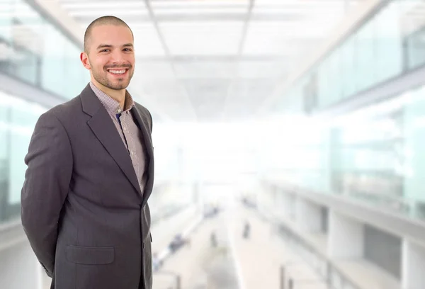 Glücklicher Geschäftsmann Porträt Büro — Stockfoto