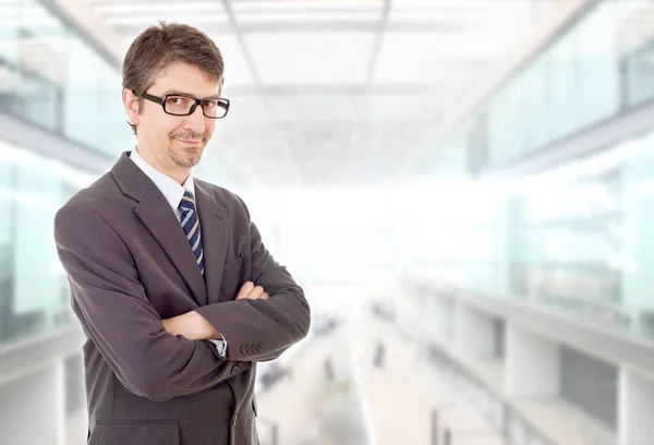 Gelukkig Zakenman Portret Kantoor — Stockfoto