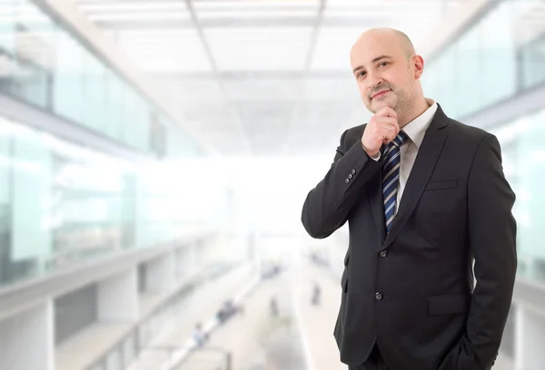 Glücklicher Geschäftsmann Porträt Büro — Stockfoto