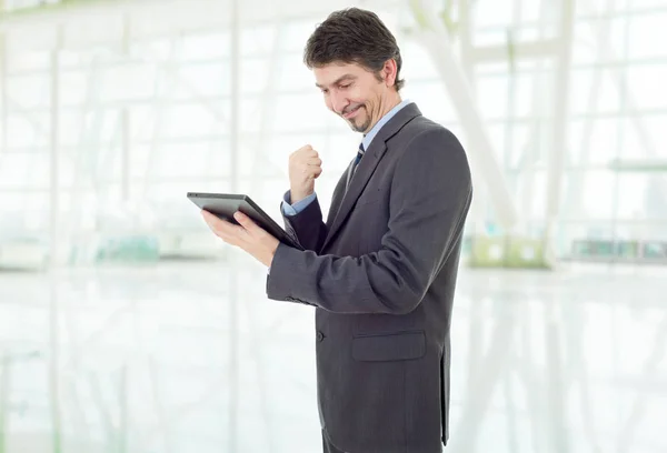 Businessman Winning Using Touch Pad Tablet Office — Stock Photo, Image