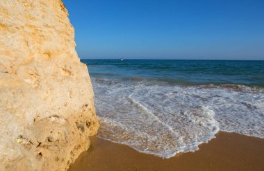 Albufeira, Algarve 'deki güzel sahil, Portekiz' in güneyi.