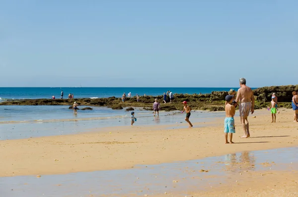 Nsanlar Ünlü Plajı Olhos Agua Albufeira Plaj Algarve Bölgesinin Ünlü — Stok fotoğraf