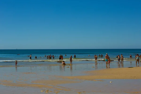 Nsanlar Ünlü Plajı Olhos Agua Albufeira Plaj Algarve Bölgesinin Ünlü — Stok fotoğraf