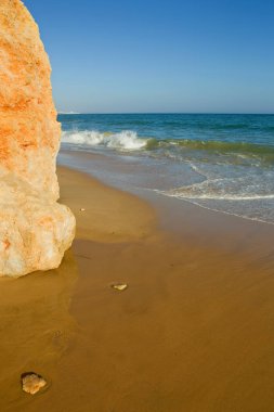 Albufeira, Algarve 'deki güzel sahil, Portekiz' in güneyi.
