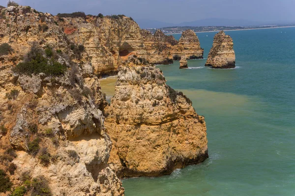 Útesy Ponta Piedade Lagos Algarve Portugalsko — Stock fotografie