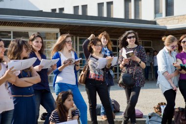 Uminho, Uminho aktörler grubu prova William Shakespeare'in ölçü birimi ölçü birimi, yönetmen Francesca Clare Rayner, Braga, Portekiz için provada aktörler.