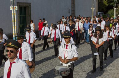 Senhora da Abadia geleneksel dini alayı
