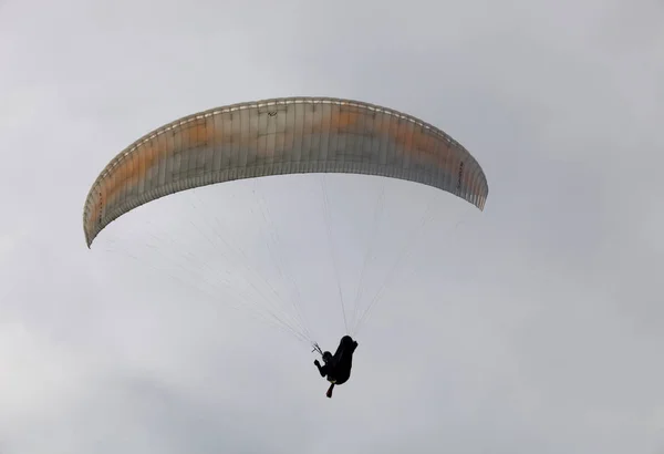 滑翔伞越野葡萄牙同盟 — 图库照片