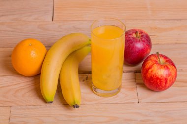 meyve ve portakal suyu çeşitli