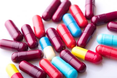 Hap kapsül yığın mix tedavisi ilaç tablet