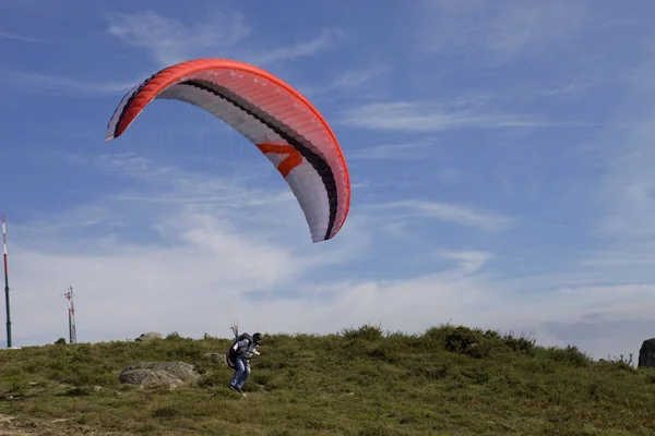 Portekiz 'in kuzeyinde, paragliding Aboua Kupası — Stok fotoğraf