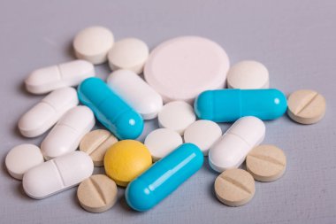 Farklı tablet hap kapsül