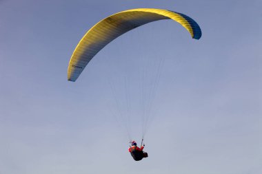 Portekiz 'in kuzeyinde, paragliding Aboua Kupası