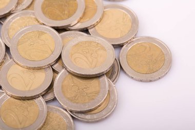 Euro para madeni para büyük miktarda