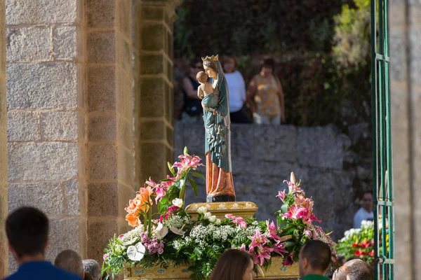 Procissão da Senhora da Abadia em Amares, Portugal — Fotografia de Stock