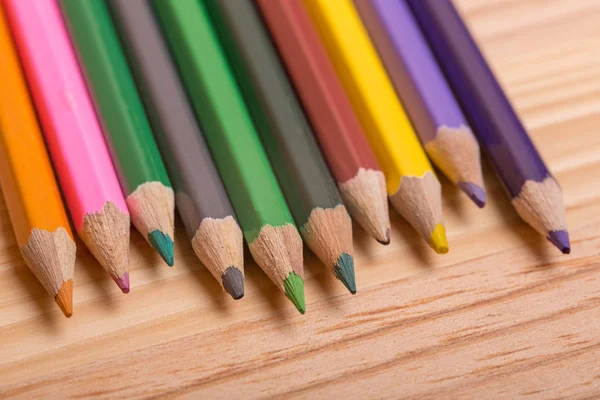 Crayons colorés en bois — Photo