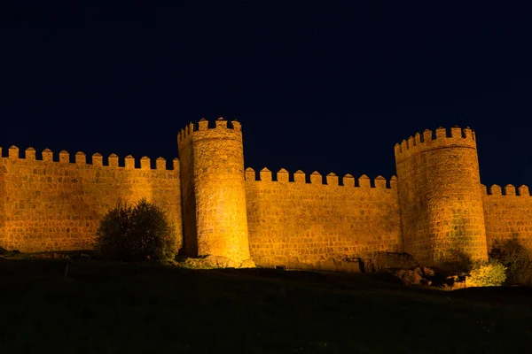 Avila v noci, Španělsko — Stock fotografie