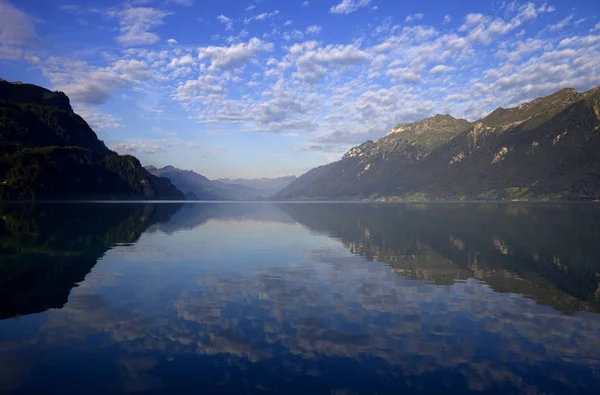 Lago suizo de Brienz, Suiza —  Fotos de Stock