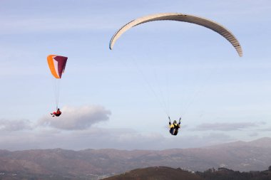 yamaç paraşütü