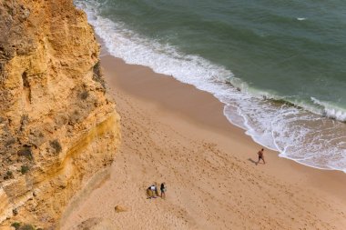 Praia da Marinha