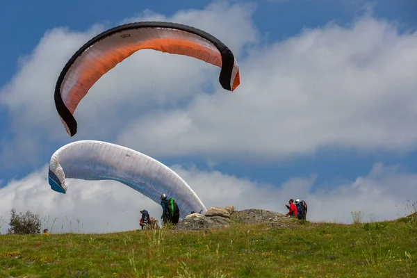 Paragliding — Stock Photo, Image