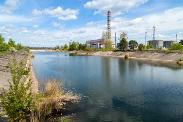 Chernobyl bölgesindeki göl — Stok fotoğraf