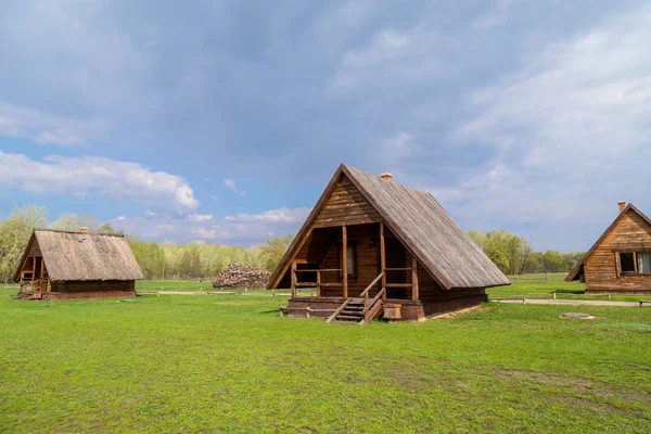 Casas de pueblo ucraniano — Foto de Stock