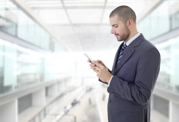 Op de telefoon — Stockfoto