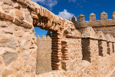Avila çevreleyen duvar