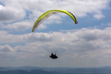 yamaç paraşütü