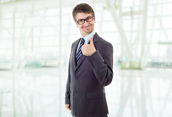 Businessman thumb up — Stock Photo, Image