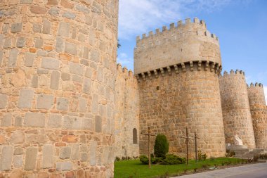 Avila çevreleyen duvar