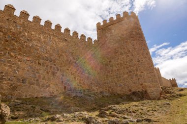 Avila çevreleyen duvar