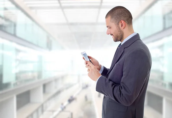 Op de telefoon — Stockfoto