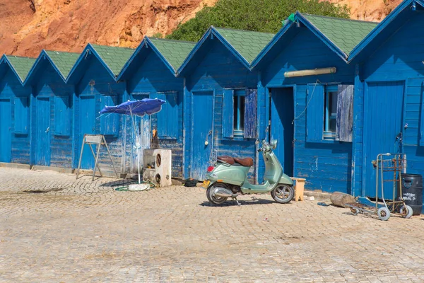Albufeira Portugalsko Typické Malé Rybářské Dřevěné Domky Olhos Agua Algarve — Stock fotografie