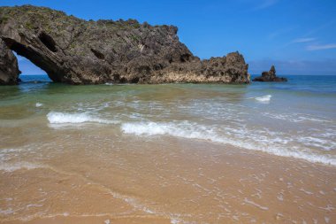 San Antolin Plajı, Llanes, Asturias, İspanya