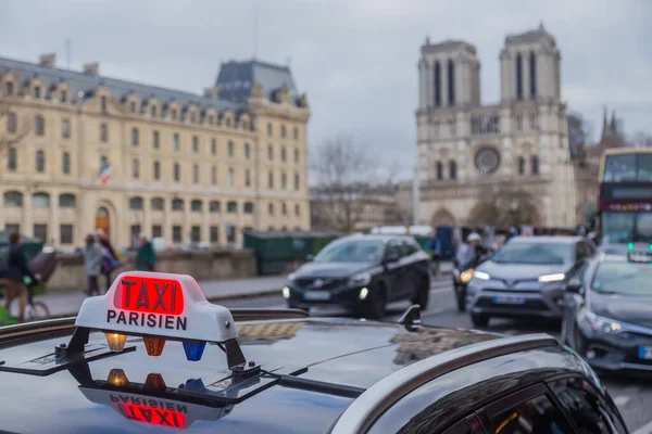 Parijs Taxi Het Dak Van Een Transportwagen Het Frans Captial — Stockfoto