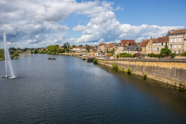 Bergerac France Bord Rivière Dordogne Bergerac Ville Une Industrie Touristique — Photo