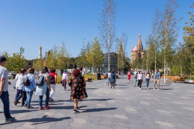 Moskova, Rusya 'daki Kızıl Meydan' daki Aziz Basil Katedrali. St. Basil tapınağı Moskova 'nın en önemli turistik merkezlerinden biridir.