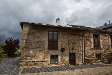 Puebla de Sanabria 'nın eski evleri, Castilla y Leon, İspanya