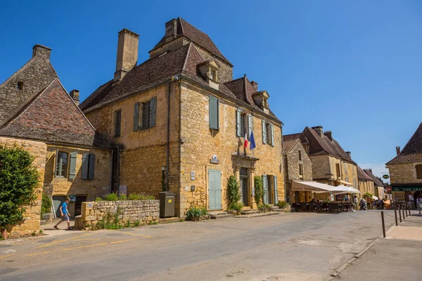 Domme França Turistas Que Visitam Cidade Medieval Domme Dordonha França — Fotografia de Stock