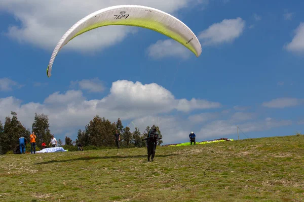 Portekiz Caldelas Portekiz Kuzeyindeki Aboua Cup Caldelas Paragliding Festivali — Stok fotoğraf