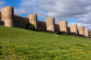 Avila, Kastilya ve Leon 'un antik tahkimatı, İspanya