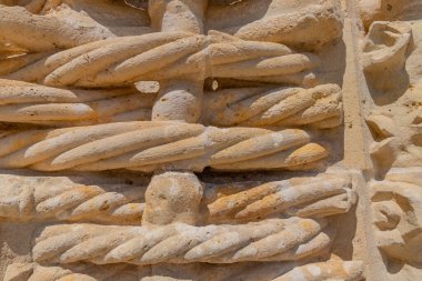 Portekiz, Tomar 'daki İsa Manastırı' nda manüel taş işçiliği.