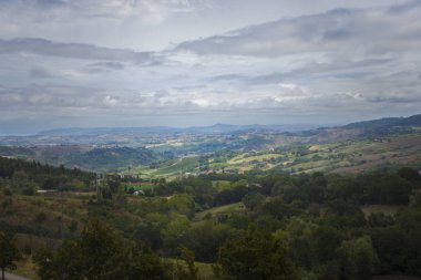 dağlar ve İtalya'nın doğal manzara